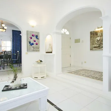 Puerto Del Carmen Sleeps 6 Pool Air Con Wifi * Puerto del Carmen (Lanzarote)