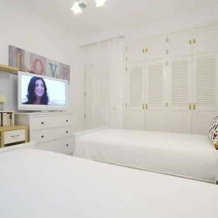Vila Puerto Del Carmen Sleeps 6 Pool Air Con Wifi *